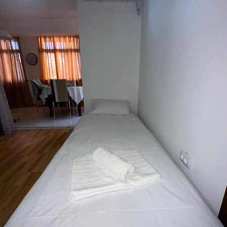 Apartment Buddy Kutaisi Ngoại thất bức ảnh